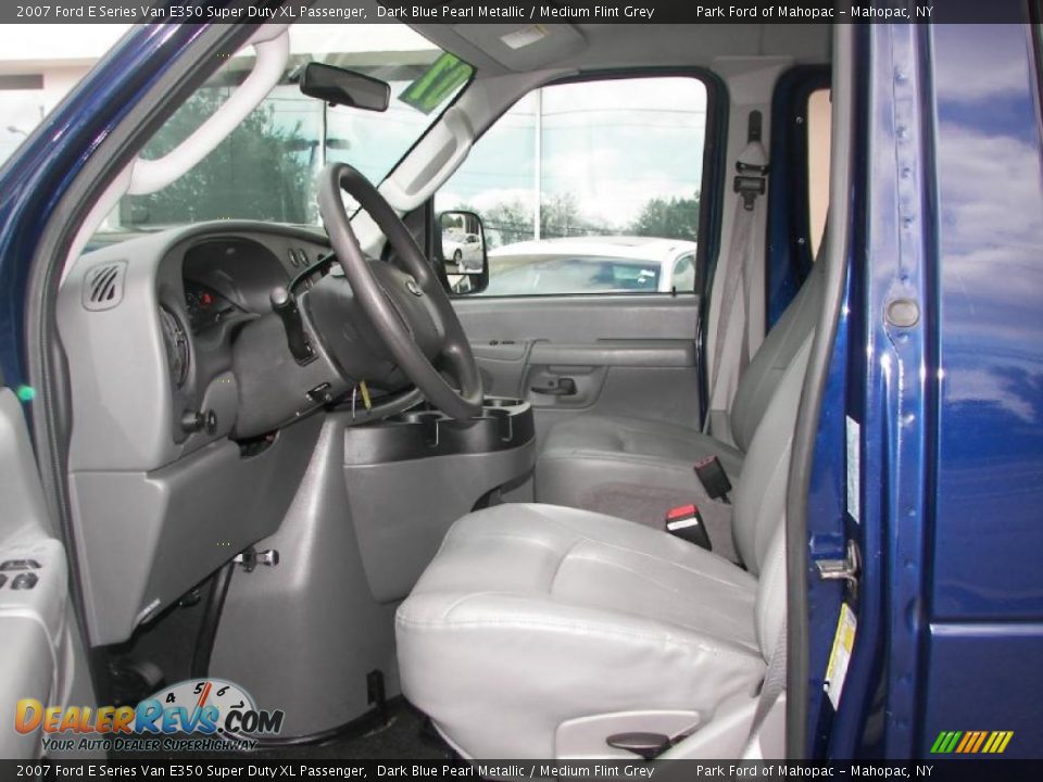 2007 Ford E Series Van E350 Super Duty XL Passenger Dark Blue Pearl Metallic / Medium Flint Grey Photo #6