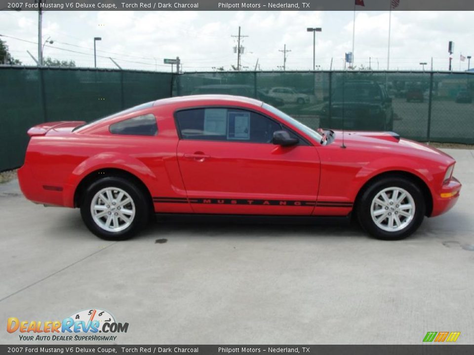 2007 Ford Mustang V6 Deluxe Coupe Torch Red / Dark Charcoal Photo #2