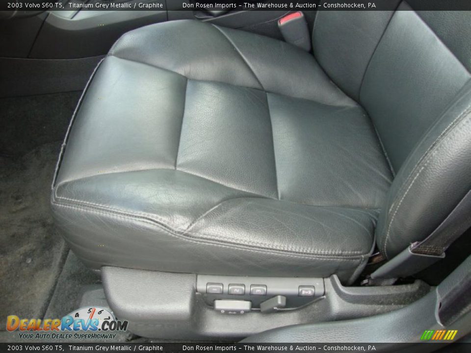 2003 Volvo S60 T5 Titanium Grey Metallic / Graphite Photo #16