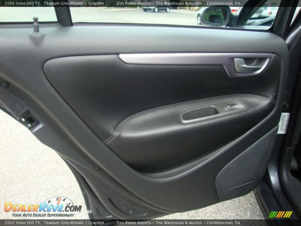 2003 Volvo S60 T5 Titanium Grey Metallic / Graphite Photo #28