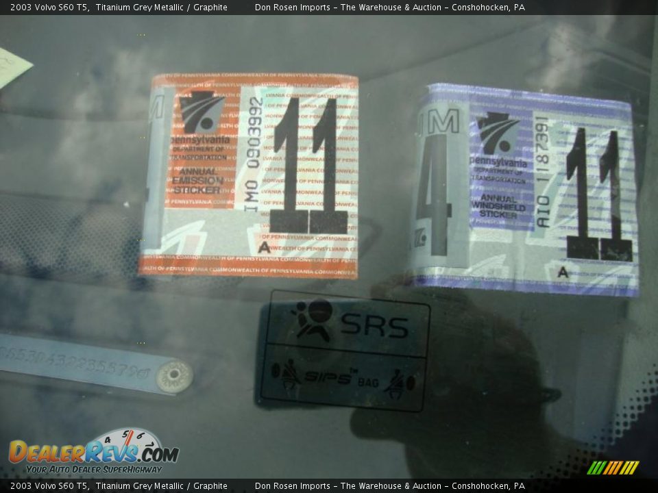 2003 Volvo S60 T5 Titanium Grey Metallic / Graphite Photo #36