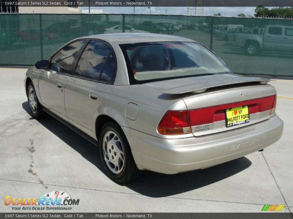 1997 Saturn S Series SL2 Sedan Gold / Tan Photo #5