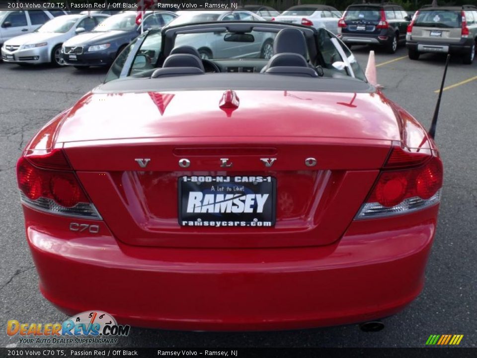 2010 Volvo C70 T5 Passion Red / Off Black Photo #4