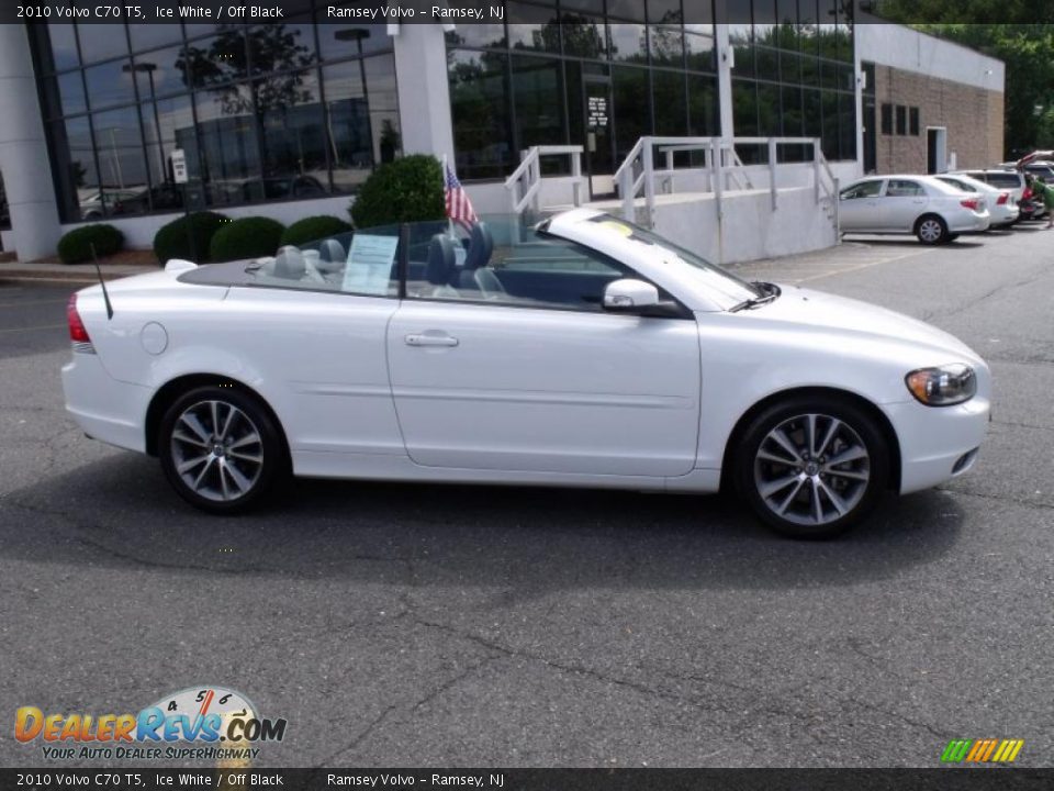 2010 Volvo C70 T5 Ice White / Off Black Photo #2