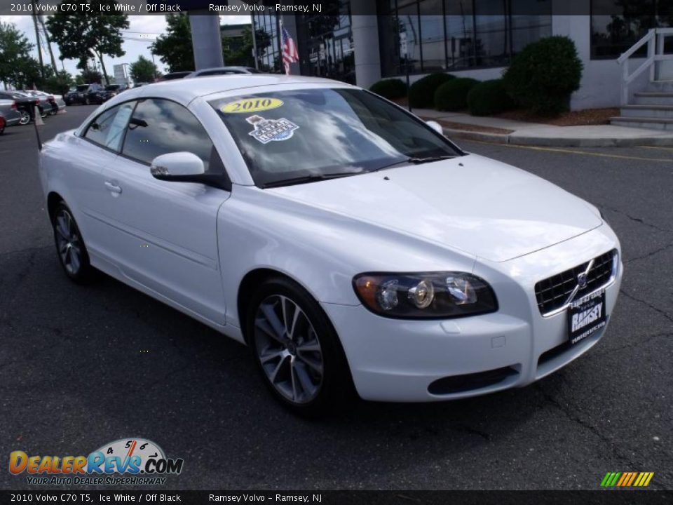 2010 Volvo C70 T5 Ice White / Off Black Photo #9