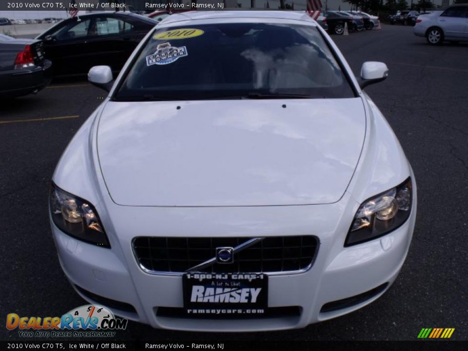 2010 Volvo C70 T5 Ice White / Off Black Photo #16