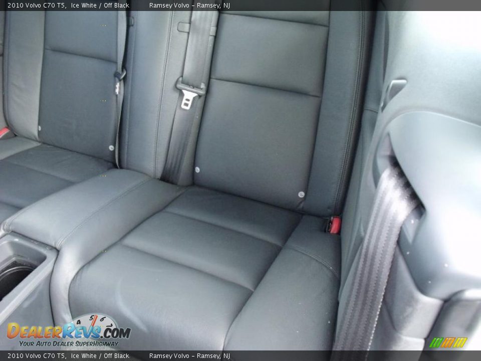 2010 Volvo C70 T5 Ice White / Off Black Photo #18