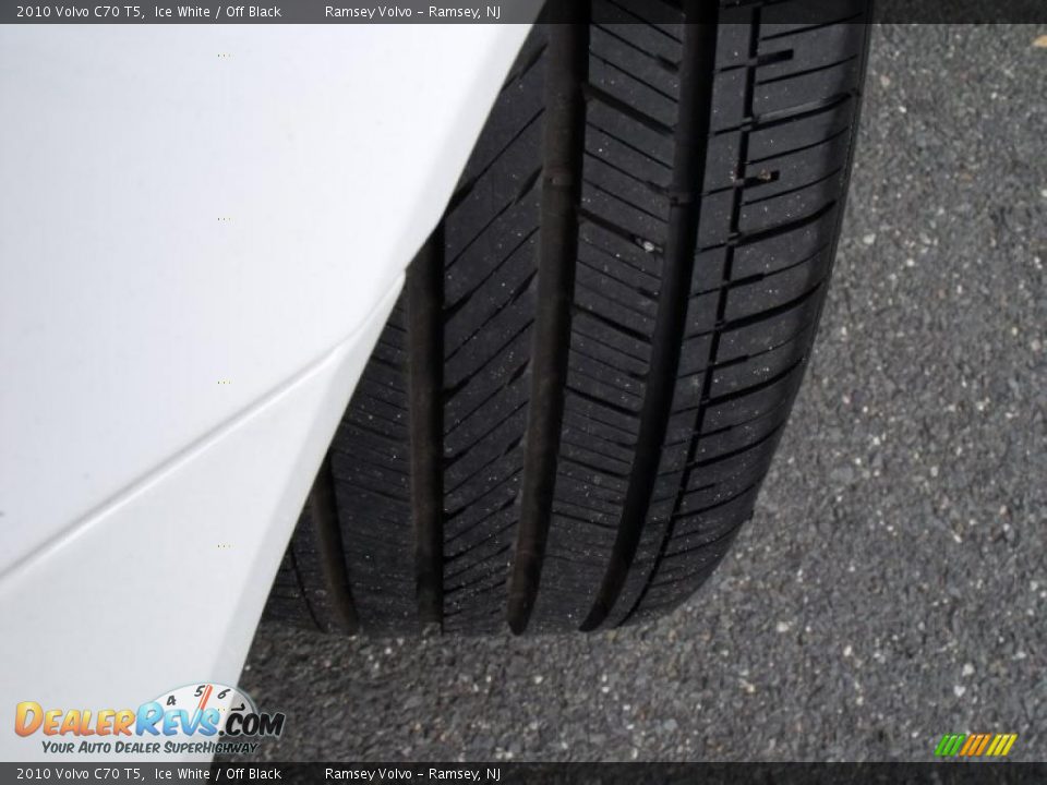 2010 Volvo C70 T5 Ice White / Off Black Photo #23