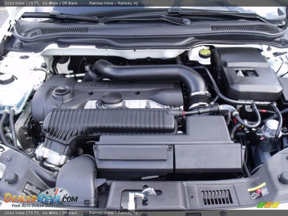 2010 Volvo C70 T5 Ice White / Off Black Photo #24