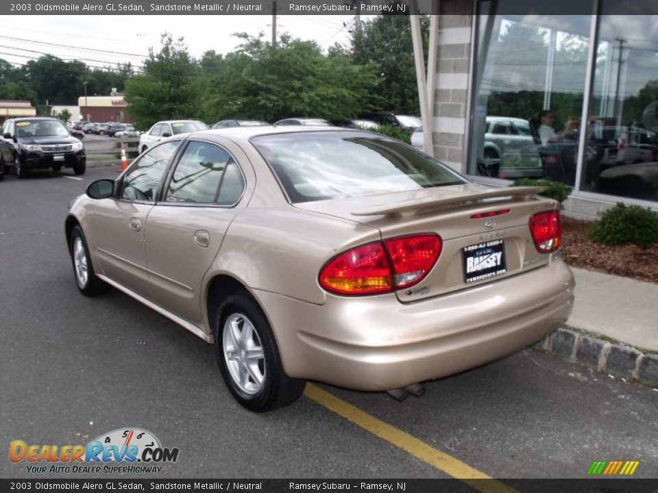 2003 Oldsmobile Alero GL Sedan Sandstone Metallic / Neutral Photo #3