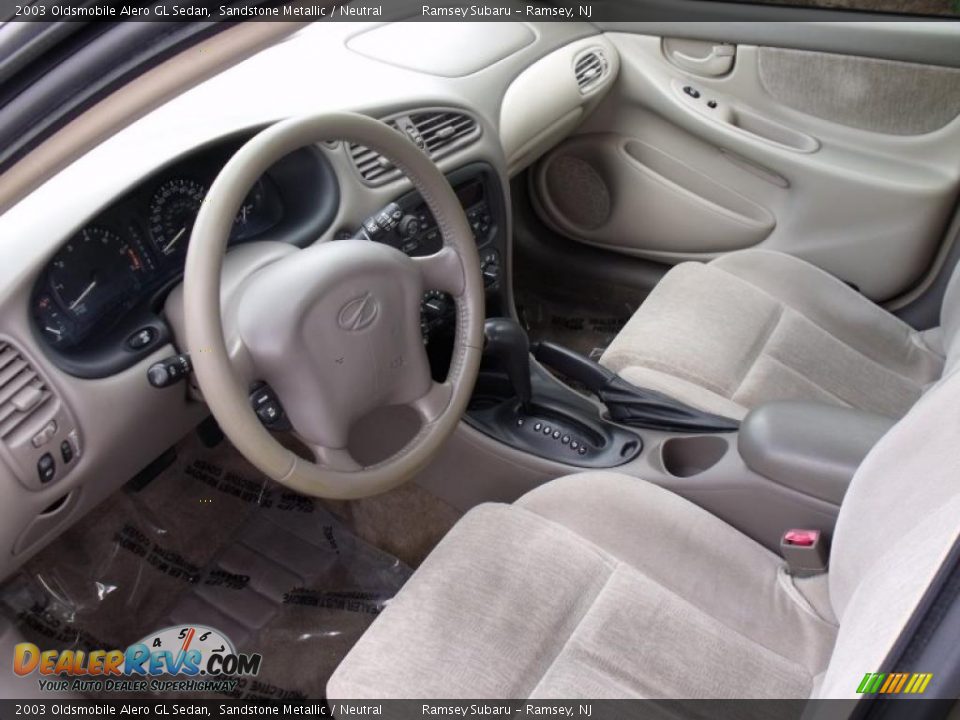 2003 Oldsmobile Alero GL Sedan Sandstone Metallic / Neutral Photo #8