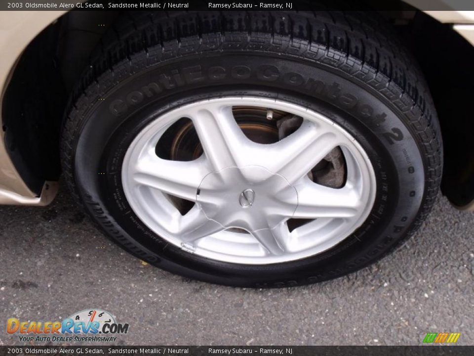 2003 Oldsmobile Alero GL Sedan Sandstone Metallic / Neutral Photo #19