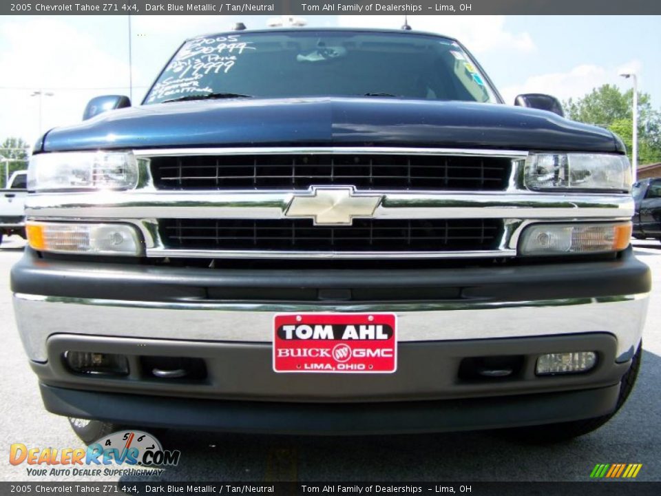 2005 Chevrolet Tahoe Z71 4x4 Dark Blue Metallic / Tan/Neutral Photo #3