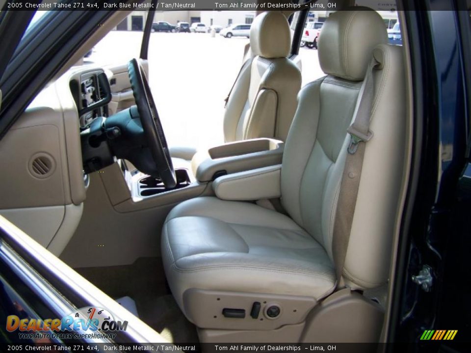 2005 Chevrolet Tahoe Z71 4x4 Dark Blue Metallic / Tan/Neutral Photo #9