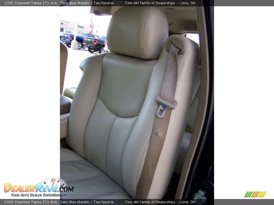2005 Chevrolet Tahoe Z71 4x4 Dark Blue Metallic / Tan/Neutral Photo #10