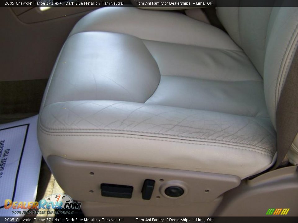 2005 Chevrolet Tahoe Z71 4x4 Dark Blue Metallic / Tan/Neutral Photo #11