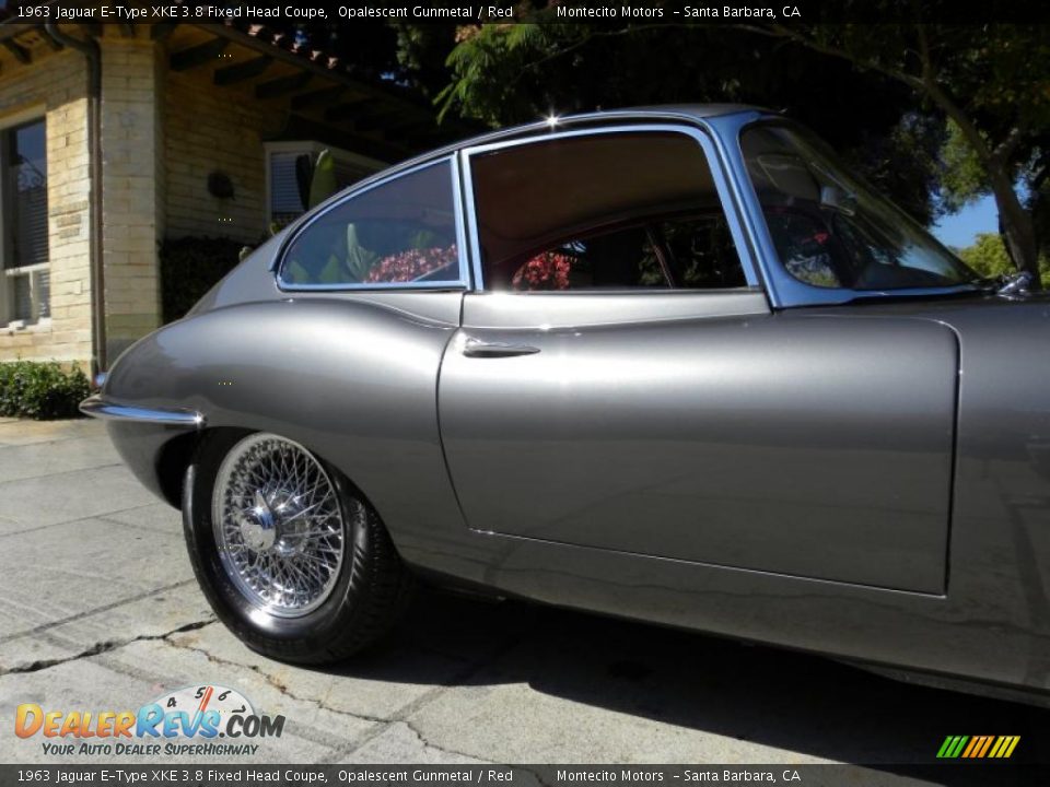 1963 Jaguar E-Type XKE 3.8 Fixed Head Coupe Opalescent Gunmetal / Red Photo #27