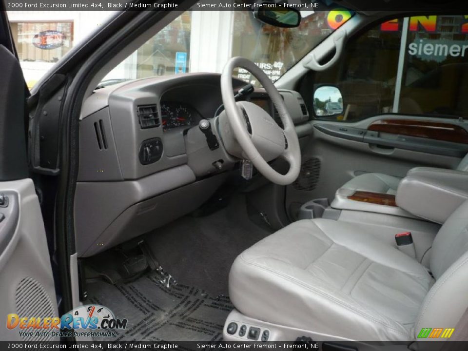 2000 Ford Excursion Limited 4x4 Black / Medium Graphite Photo #22