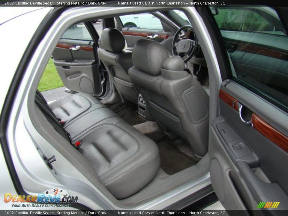 2002 Cadillac DeVille Sedan Sterling Metallic / Dark Gray Photo #17