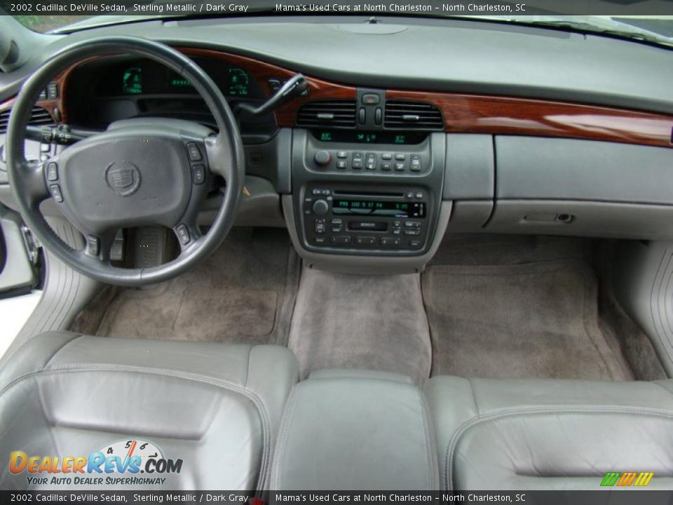 2002 Cadillac DeVille Sedan Sterling Metallic / Dark Gray Photo #18