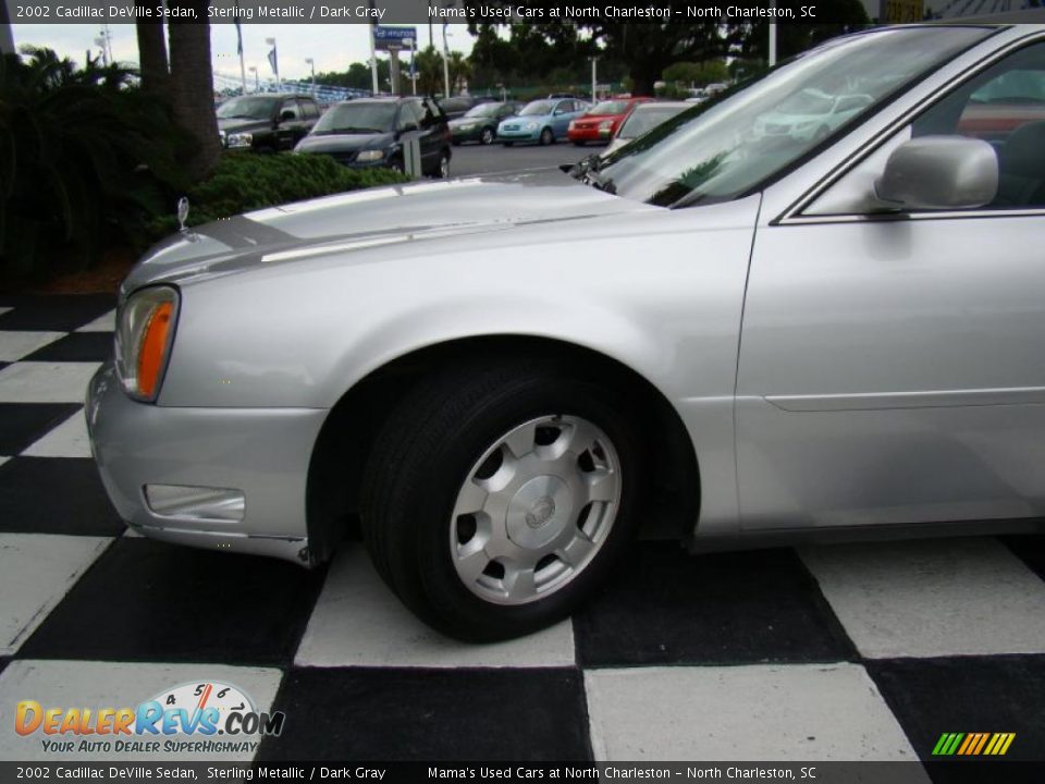 2002 Cadillac DeVille Sedan Sterling Metallic / Dark Gray Photo #33