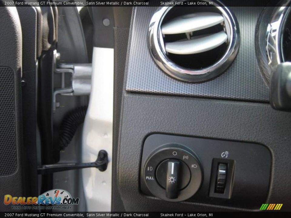 2007 Ford Mustang GT Premium Convertible Satin Silver Metallic / Dark Charcoal Photo #23