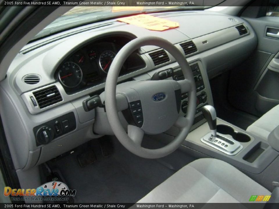 2005 Ford Five Hundred SE AWD Titanium Green Metallic / Shale Grey Photo #10