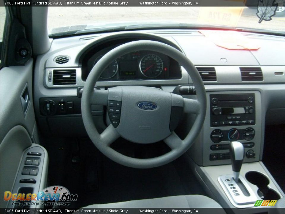 2005 Ford Five Hundred SE AWD Titanium Green Metallic / Shale Grey Photo #13