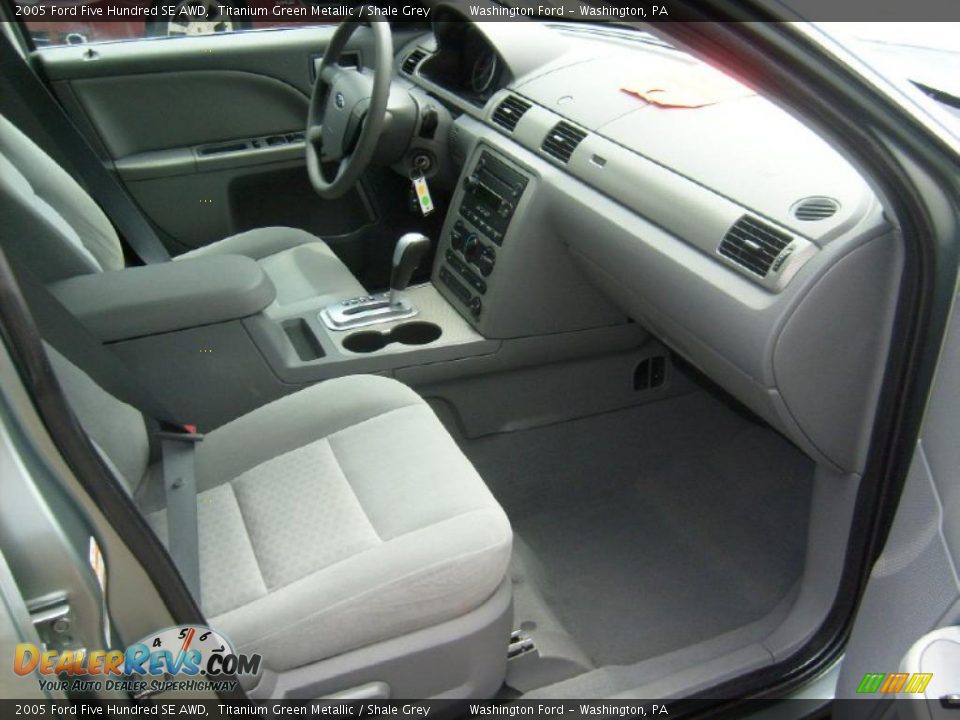 2005 Ford Five Hundred SE AWD Titanium Green Metallic / Shale Grey Photo #16