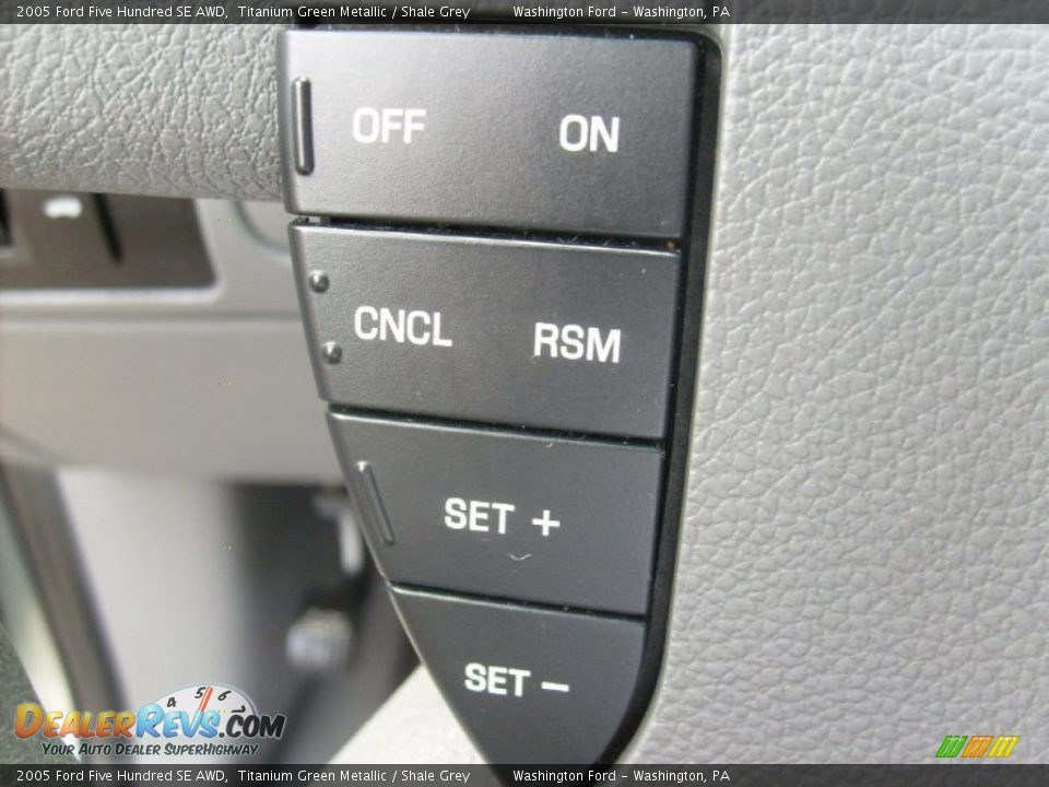 2005 Ford Five Hundred SE AWD Titanium Green Metallic / Shale Grey Photo #18