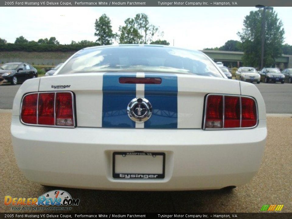 2005 Ford Mustang V6 Deluxe Coupe Performance White / Medium Parchment Photo #5