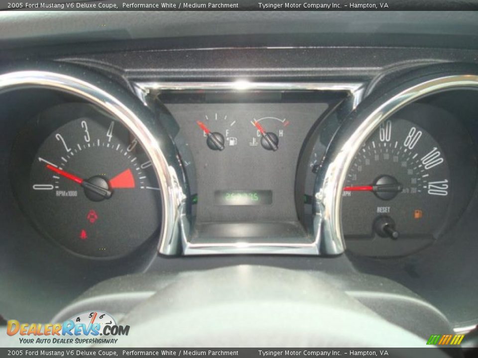 2005 Ford Mustang V6 Deluxe Coupe Performance White / Medium Parchment Photo #19