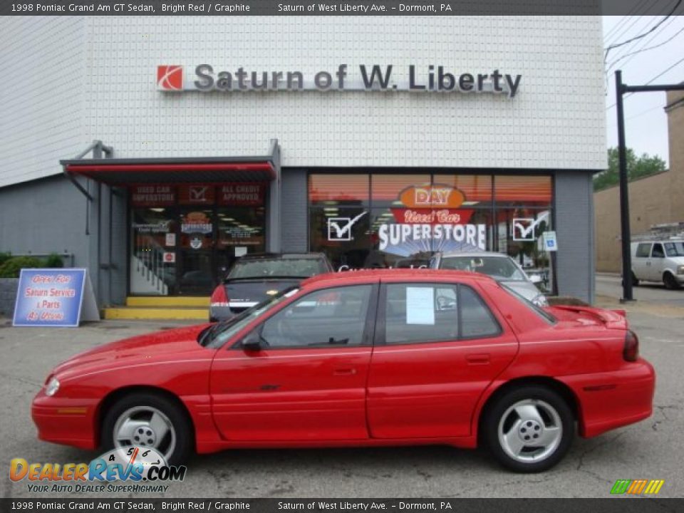 1998 Pontiac Grand Am GT Sedan Bright Red / Graphite Photo #1