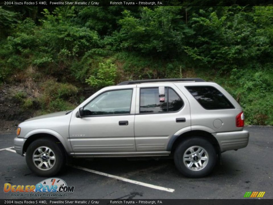 2004 Isuzu Rodeo S 4WD Powellite Silver Metallic / Gray Photo #1