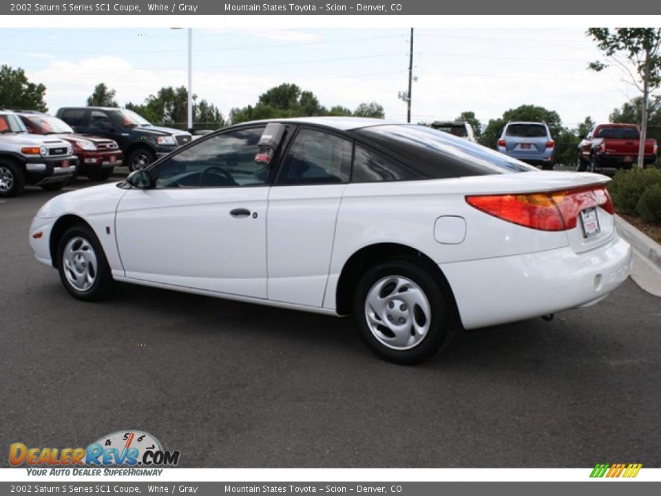 2002 Saturn S Series SC1 Coupe White / Gray Photo #4