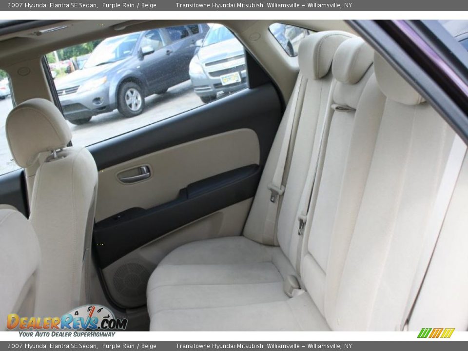 2007 Hyundai Elantra SE Sedan Purple Rain / Beige Photo #16
