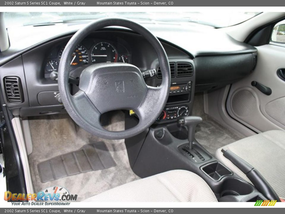2002 Saturn S Series SC1 Coupe White / Gray Photo #14
