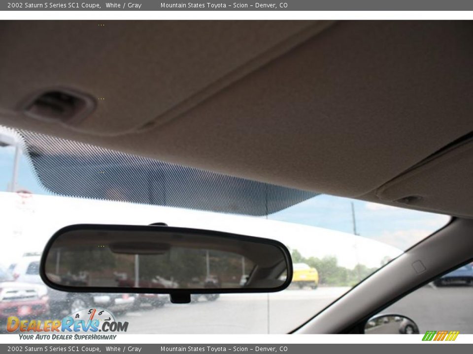 2002 Saturn S Series SC1 Coupe White / Gray Photo #21