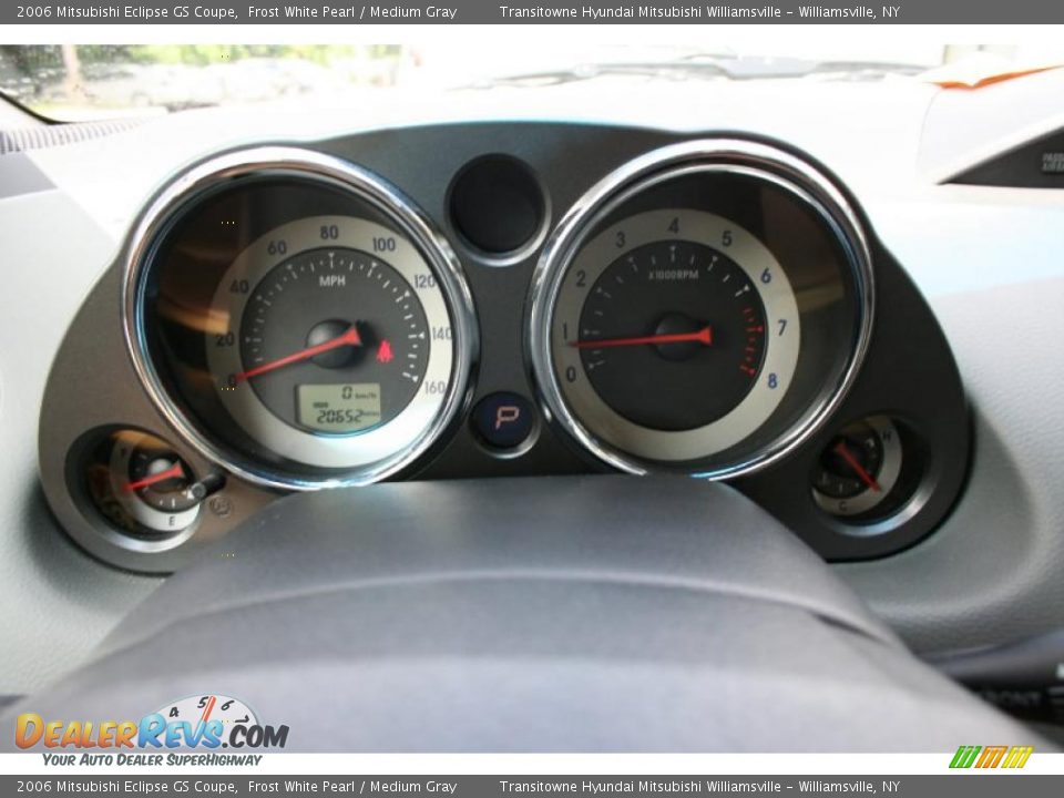 2006 Mitsubishi Eclipse GS Coupe Frost White Pearl / Medium Gray Photo #4