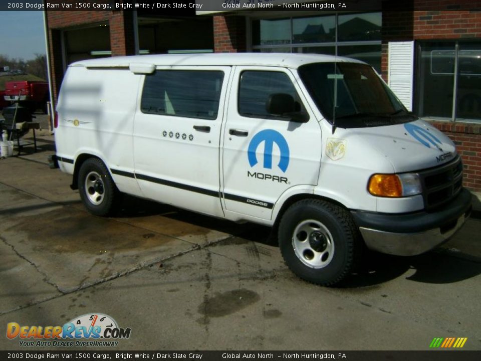 2003 Dodge Ram Van 1500 Cargo Bright White / Dark Slate Gray Photo #2