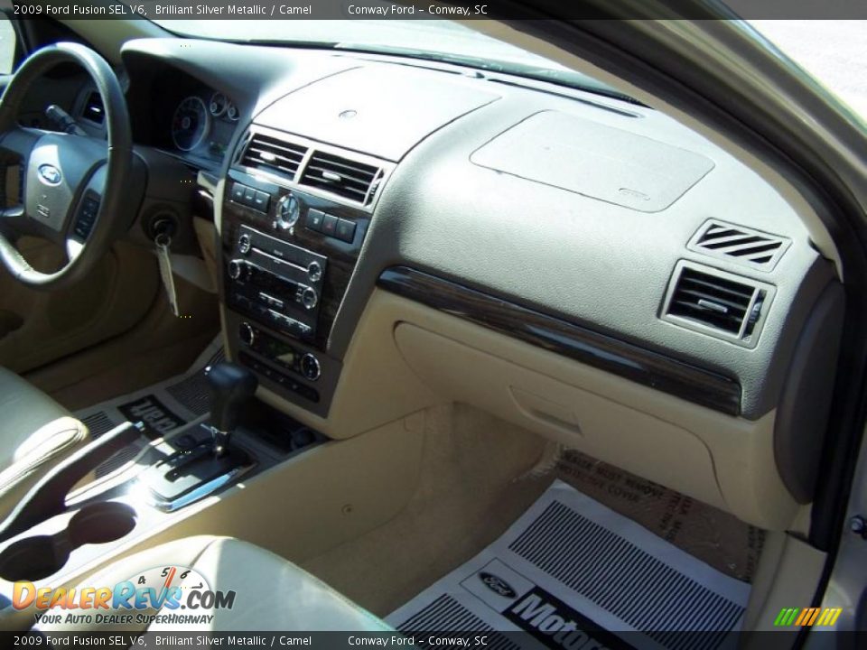 2009 Ford Fusion SEL V6 Brilliant Silver Metallic / Camel Photo #17