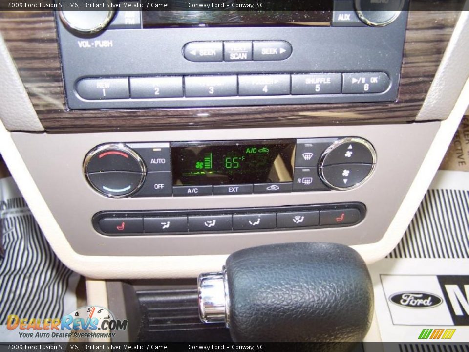 2009 Ford Fusion SEL V6 Brilliant Silver Metallic / Camel Photo #24