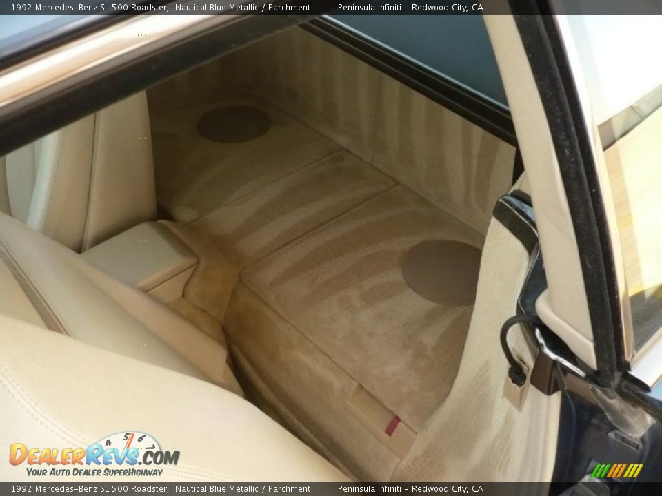 1992 Mercedes-Benz SL 500 Roadster Nautical Blue Metallic / Parchment Photo #17