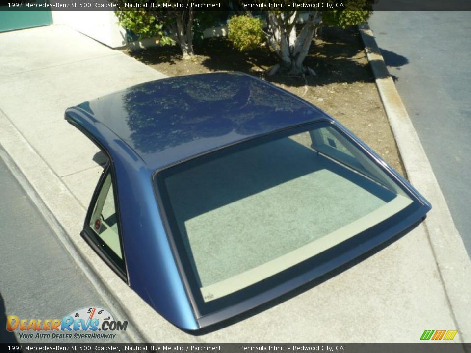 1992 Mercedes-Benz SL 500 Roadster Nautical Blue Metallic / Parchment Photo #35