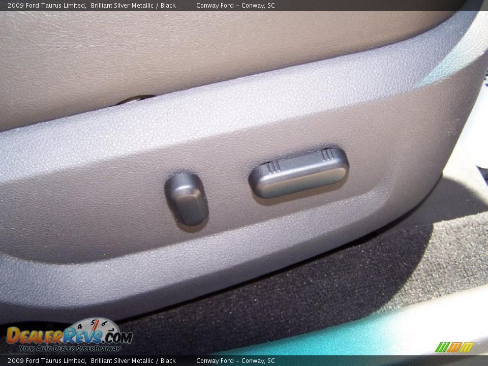 2009 Ford Taurus Limited Brilliant Silver Metallic / Black Photo #21