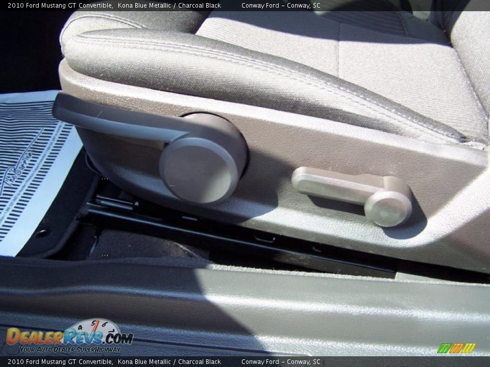 2010 Ford Mustang GT Convertible Kona Blue Metallic / Charcoal Black Photo #23
