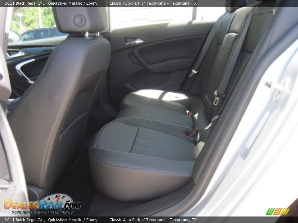 2011 Buick Regal CXL Quicksilver Metallic / Ebony Photo #6