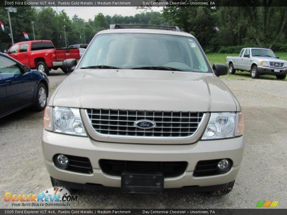 2005 Ford Explorer XLT 4x4 Pueblo Gold Metallic / Medium Parchment Photo #6