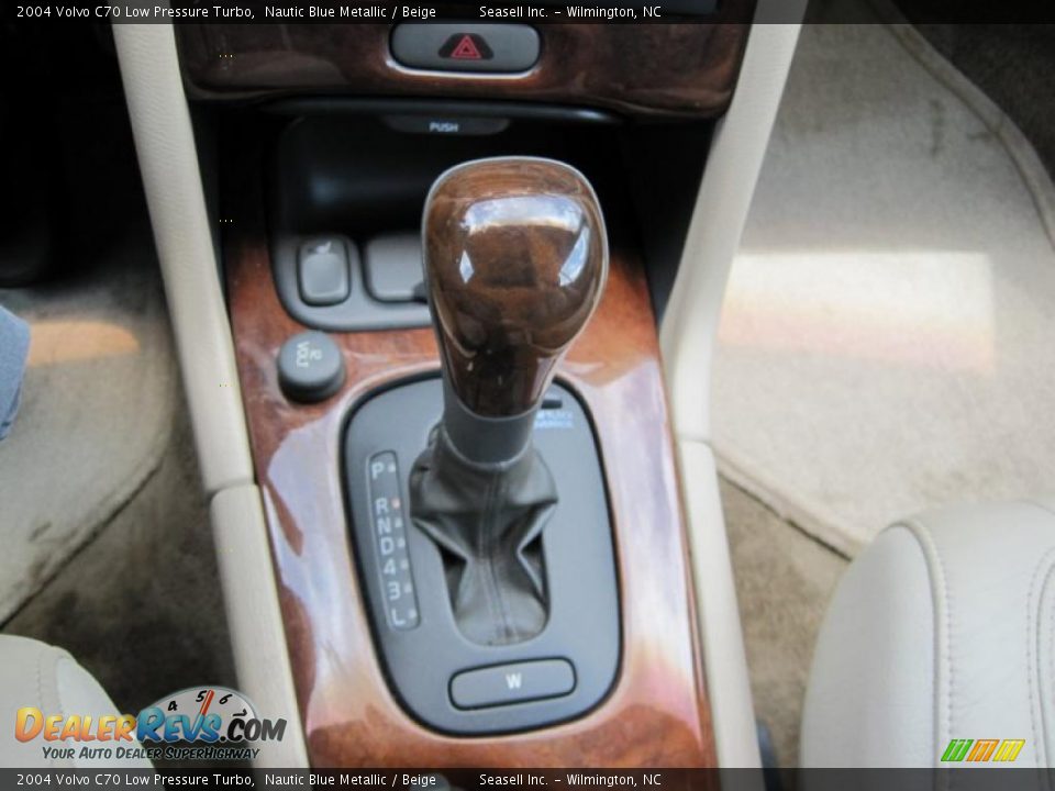 2004 Volvo C70 Low Pressure Turbo Nautic Blue Metallic / Beige Photo #22