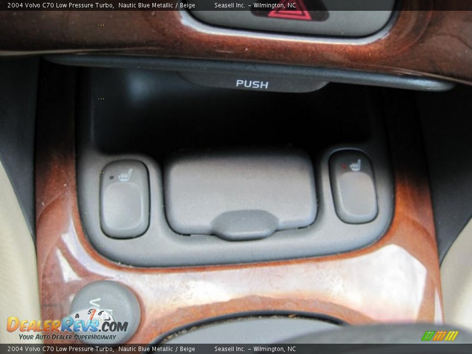 2004 Volvo C70 Low Pressure Turbo Nautic Blue Metallic / Beige Photo #23